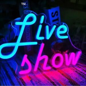 Long silver bow brooch